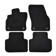 | Tapis De Sol Noir Velours Sur Mesure Pour Audi Q3 depuis 2018 4 pcs, Ajustement Précis, Base Antidérapante, Renforcée Dans la Zone de la Pédale, Avant et Arrière, Avec Attaches