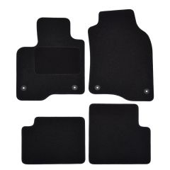 | Tapis De Sol Noir Velours Sur Mesure Pour Fiat Panda depuis 2020 (Hybrid) 4 pcs, Ajustement Précis, Base Antidérapante, Renforcée Dans la Zone de la Pédale, Avant et Arrière, Avec Attaches
