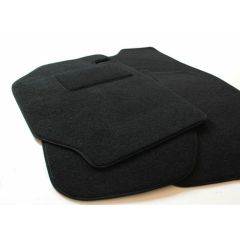 Tapis De Sol Noir Velours Sur Mesure Pour Nissan Patrol Gr 2003-2008, Ajustement précis, Base Antidérapante, Renforcée Dans la Zone de la Pédale