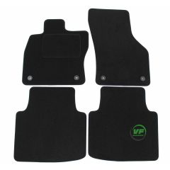Tapis De Sol Noir Velours Sur Mesure Pour Skoda Superb 3 2015-2023, Ajustement précis, Base Antidérapante, Renforcée Dans la Zone de la Pédale